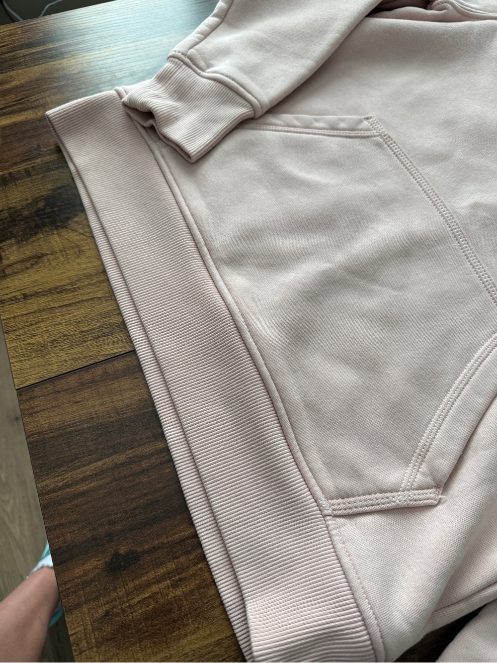 Carhartt Light Pink Hoodie with Berry Logo - Picture 4 of 7